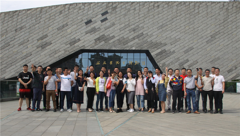 亚洲精品久久99蜜芽尤物TV