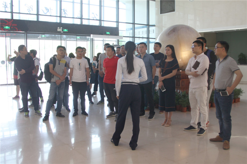 亚洲精品久久99蜜芽尤物TV